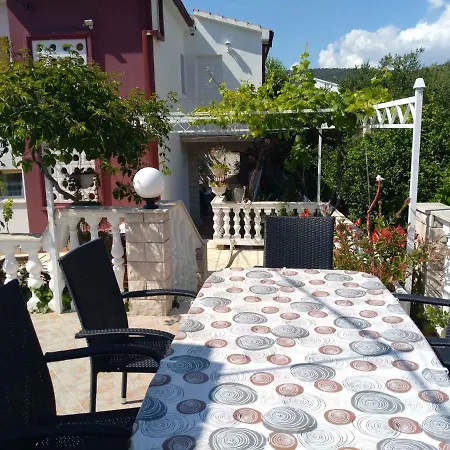 Appartement In 7337
